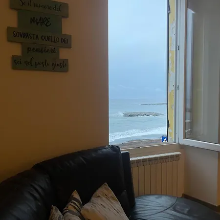 Nyaraló La Casetta Di Marta Sul Mare *