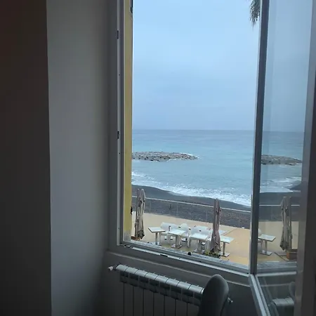 Dom wakacyjny La Casetta Di Marta Sul Mare *